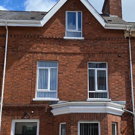 Roskeen Townhouse Belfast Exterior foto